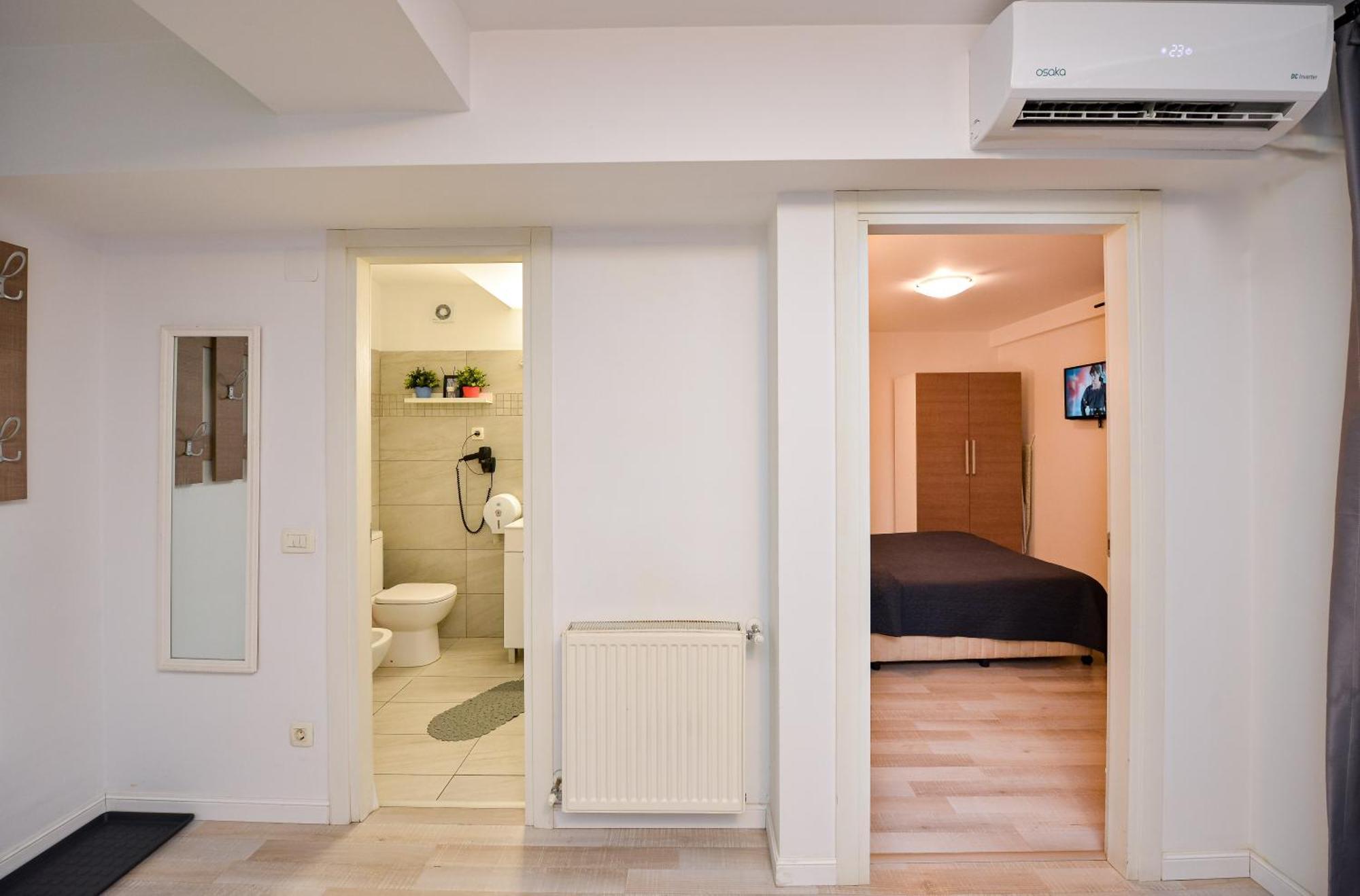 Pierre Cardin Deluxe Apartment With Terrace By Magniflex Bukarest Exterior foto